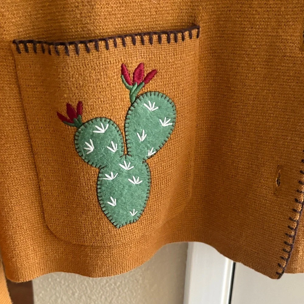 Pendleton Tan Embroidered Women's Cardigan - Picture 7 of 11